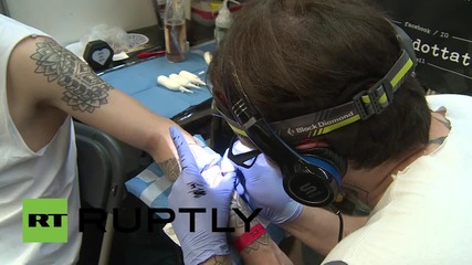 Германия: Конвенция на татуистите отвори врати в Берлин