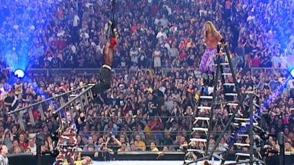 Edge spears Jeff Hardy in mid-air: WrestleMania X-Seven