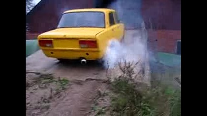 Lada 1600cc burnout [палеж на гумите]