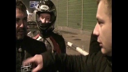 руснаци летят по улиците с над 323 Kmh 