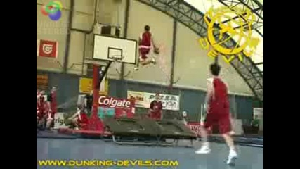 akrobati4en basketbol