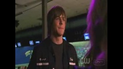 Bowling Veronica Mars