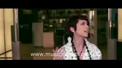 Kreayshawn - - Gucci Gucci. (2011) (musicplayon.com)