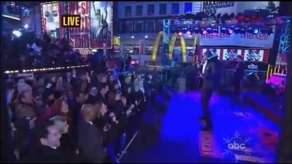 Страхотното изпълнение на Taio Cruz на Нова година в Ню Йорк 