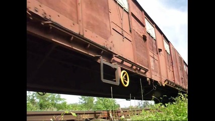 Товарен влак с 55 007