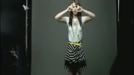 Selena Gomez and The Scene - Falling Down