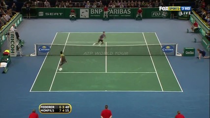 Federer vs Monfils - Paris 2010!