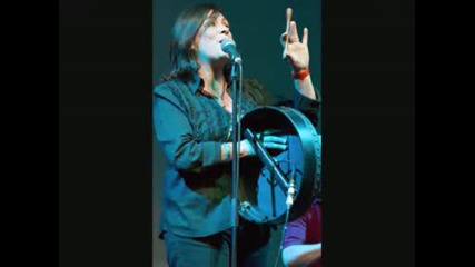 Mary Black - Turning Away - Dougie Maclean Song.avi