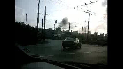 Пожар до бензиностанция в Дружба 1