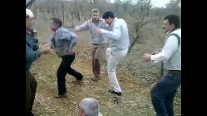 Як breakdance в Гората ( Papi chulo )