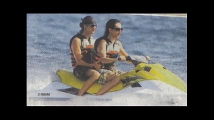 Бил и Том на Малдивите! Голи снимки на плажа 