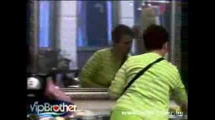 Голямото плюскане Vip Brother 3