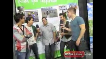 Jonas Brothers Going Green Song on Radio Disneys Celebrity Take with Jake 
