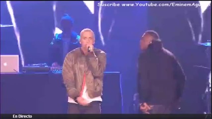 Велик !! Eminem - Berzerk & Rap God (live ema 2013)