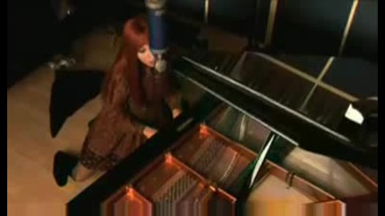 Tori Amos Solo Beauty Of Speed 2007.avi