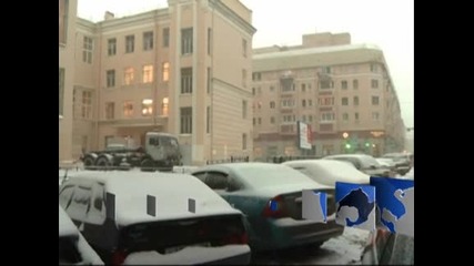 Студ и сняг блокира европа, германският президент осана блокиран в Хърватия