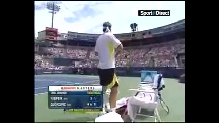 Djokovic - топка в джоба 