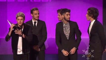 One Direction печелят Best Pop/rock Band/duo/group на Amas 2013