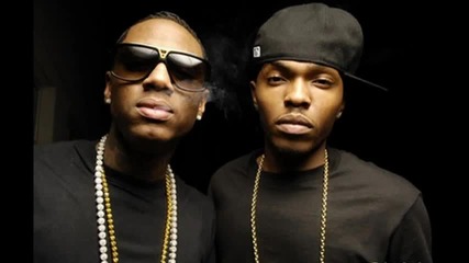 Soulja Boy ft Jbar - Pop A Bottle