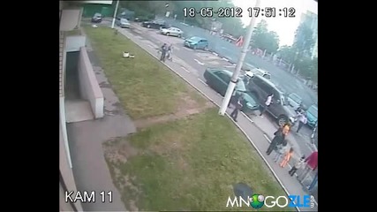 Дъщеря с джипа на тате