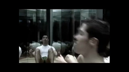 Cristiano Ronaldo - Mirrors 
