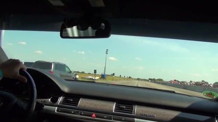 Audi S8 V10 vs Bmw 335i Coupe Drag Race 1-4 mile Viertelmeile Rennen Acceleration Onboard Sound