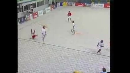 гол на плажен футбол
