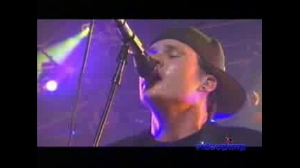 Blink 182 - Anthem Part 2 - Live