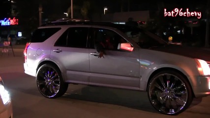 Candy Blue Cadillac Srx on 28 Da Bomb Floaters Srx on Bentchi 28`s - 1080p