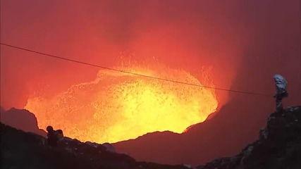 Най-невeрoятни кадри заснети някога за вулкан