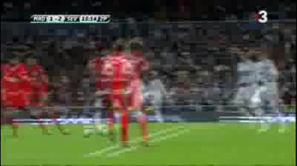 07.03.2010 Реал Мадрид 3 - 2 Севиля гол на Кристиано Роналдо 