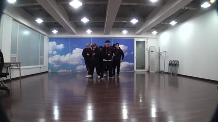 Tvxq- Humanoids Dance Practise