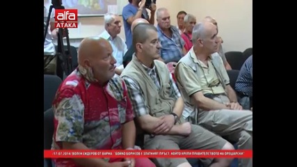 Волен Сидеров от Варна: "бойко Борисов е златният пръст, който крепи правителството на Орешарски"