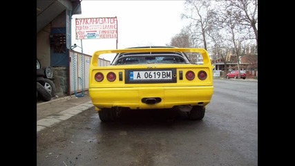 Подобие на Ferrari F40 в Айтос Оригиналът 3