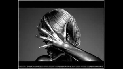 Rihanna - Disturbia