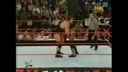 W W F Raw Is War - Big Show vs Booker T