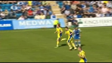 Gillingham 3 - Leeds United 2 (season 2010) 