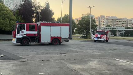 Взрив на бензиностанция в Бургас: Пострадаха баща и 14-годишната му внучка
