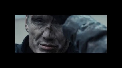 Великият екшън филм Универсален Войник: Регенерация (2009)