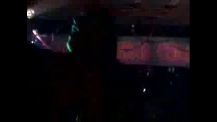 Def Leppard - It Dont Matter