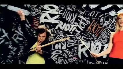 Paramore - Misery Business [hq]