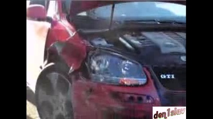 Vw Golf V Gti crash