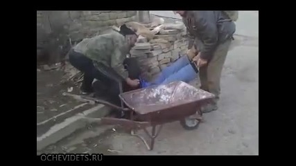 Спасителната операция на съселянин-смях