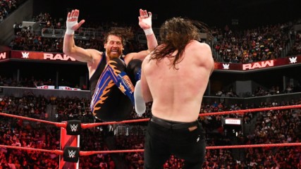 Curt Hawkins vs. Elias: Raw, Aug. 20, 2018