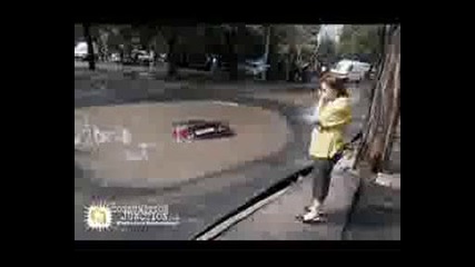 Внимание !!! Жени Зад Волана