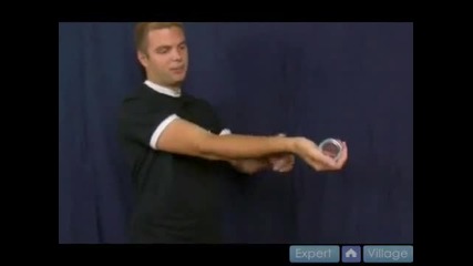 How To Do Basic Yo - Yo Tricks How To Do The Yo - Yo Sleeper Trick 
