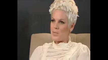 Pink - Interview Tv3 Xpose