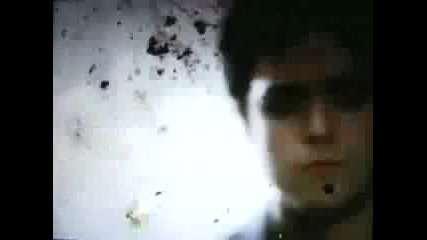 Green Day - Boulevard Of Broken Dreams Official Music Video