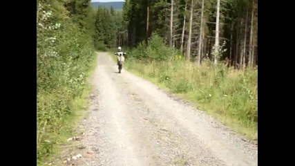Wheelie suzuki rmz 250 grangesberg