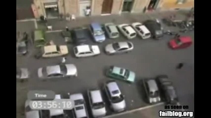 Жена на паркинг *малко смях*